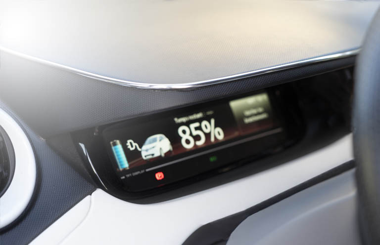 Elektryki i hybrydy rosną, diesel traci znaczenie